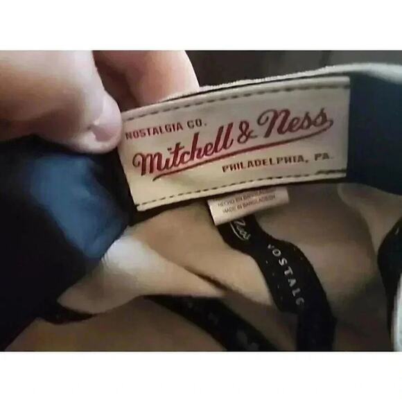 Vintage - Chicago Bulls - Mitchell & Ness NBA Hat Adjustable H3 Excellent - Picture 9 of 9